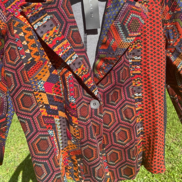 THE LABEL Polyester Jacket - Picture 5 of 5